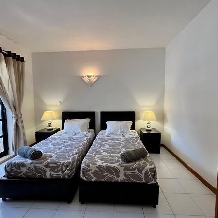 Apartment 136 Carvoeiro Карвоейру Екстер'єр фото