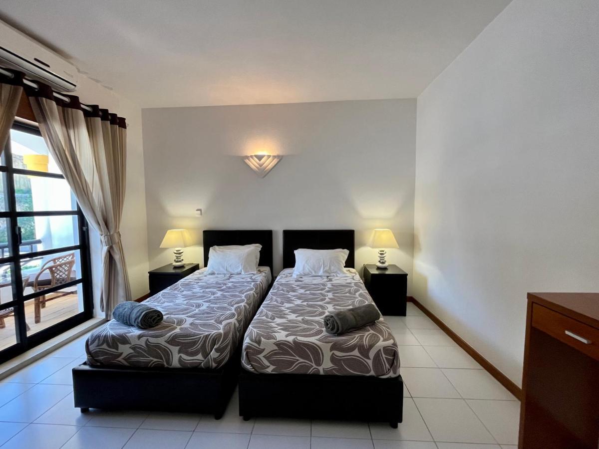 Apartment 136 Carvoeiro Карвоейру Екстер'єр фото